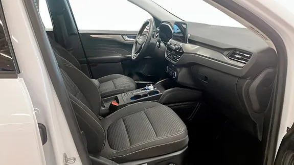 Ford Kuga 2021 photo 3