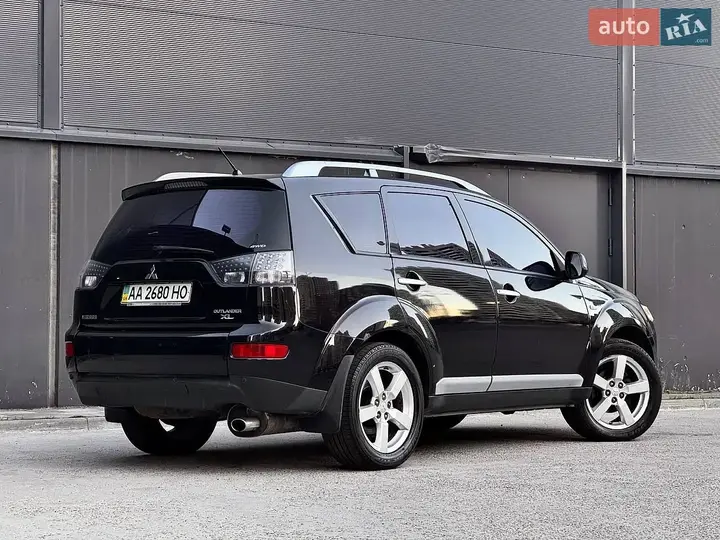 Mitsubishi Outlander Xl