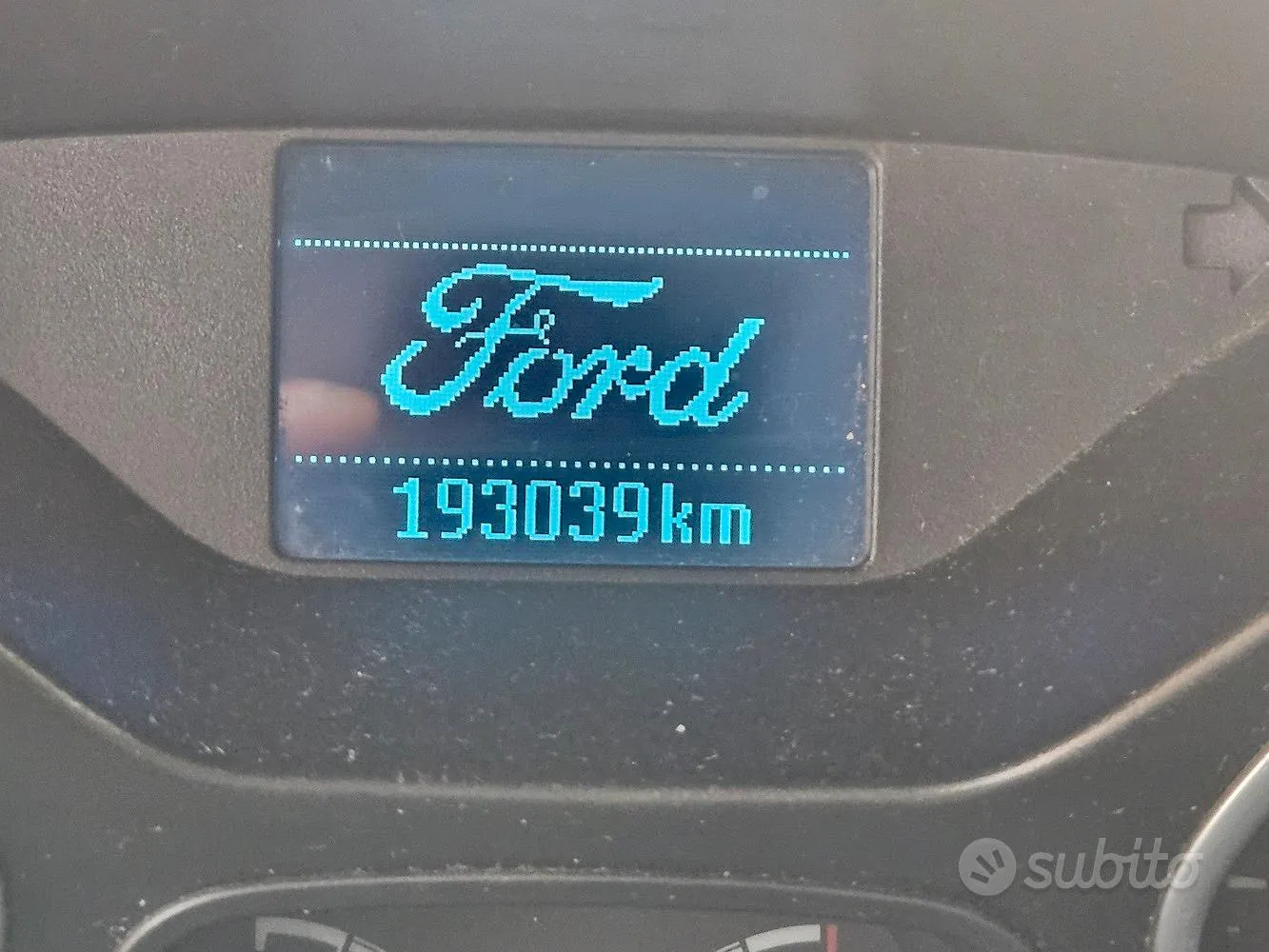 Ford Focus 2012 photo 3
