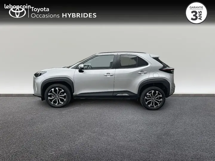 Toyota Yaris Cross 2025 photo 3