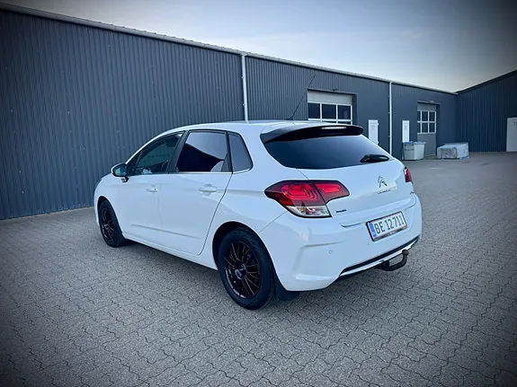 Citroen C4 2016 photo 3