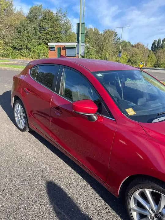 Mazda Mazda3 2017 photo 2