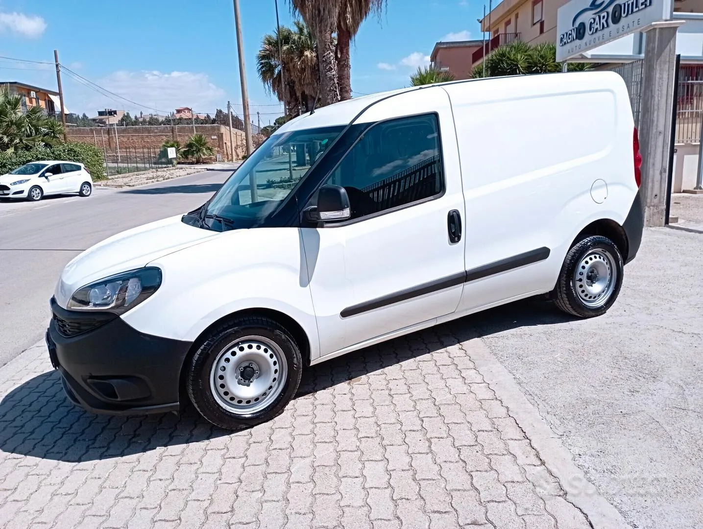 Fiat Doblo 2018 photo 2