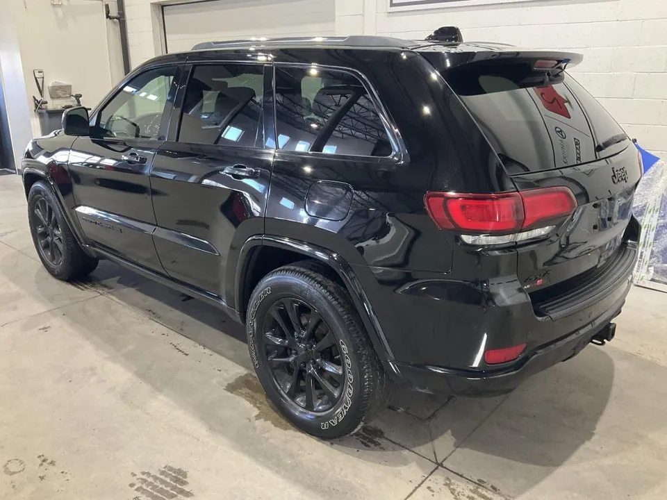 Jeep Grand Cherokee 2020 photo 2