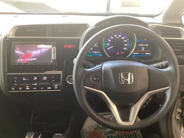 Honda Fit 2015 photo 2