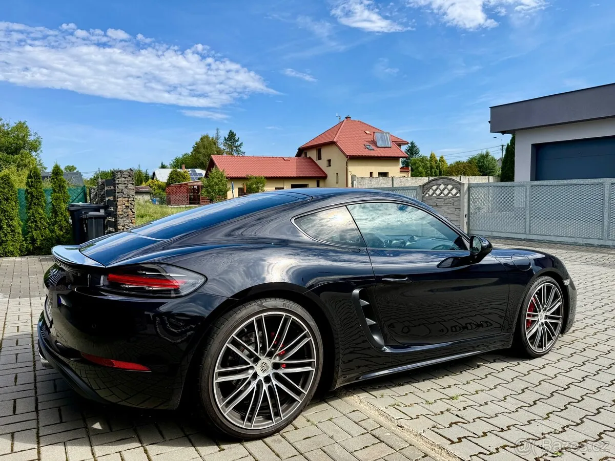 Porsche Cayman 718 2022 photo 3