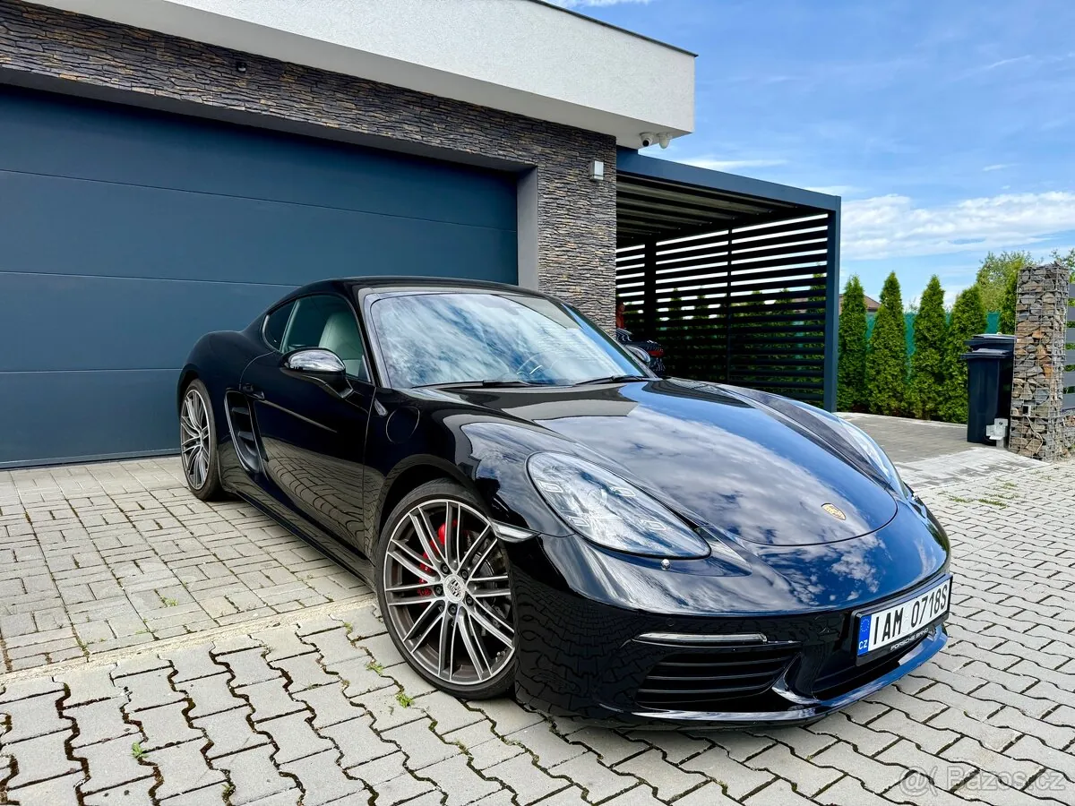 Porsche Cayman 718 2022 photo 2