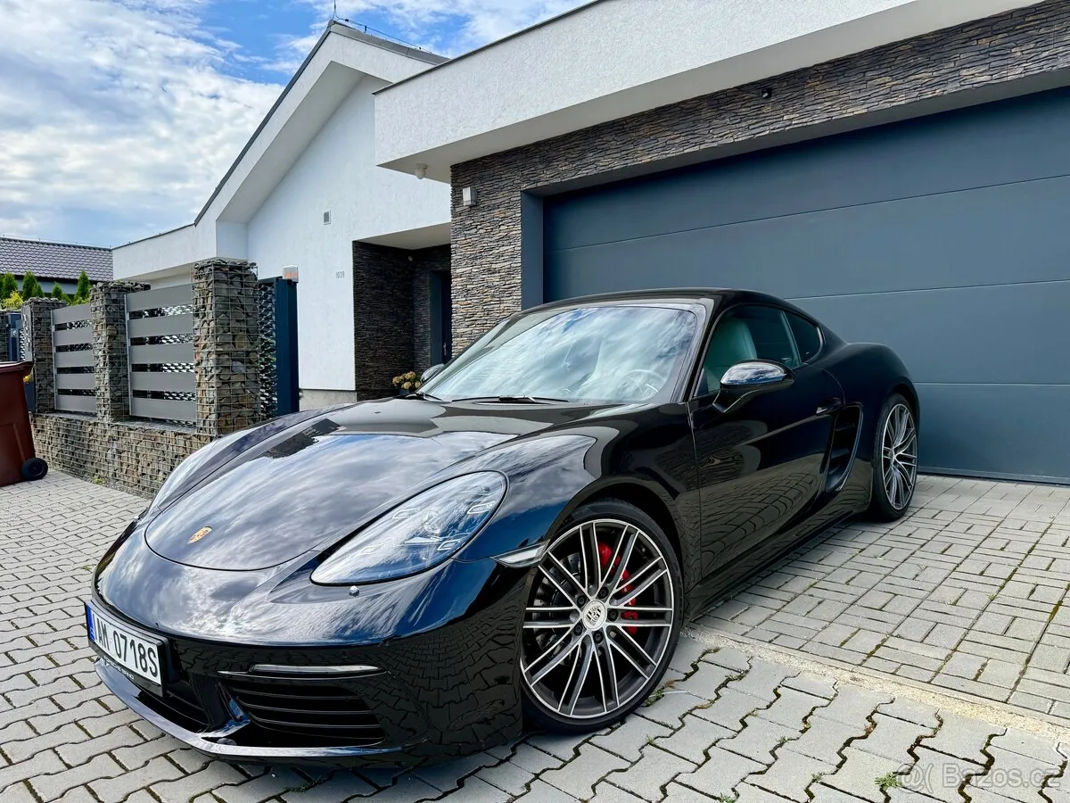 Porsche Cayman 718