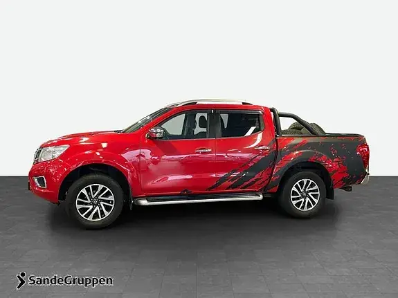 Nissan Navara 2017 photo 2