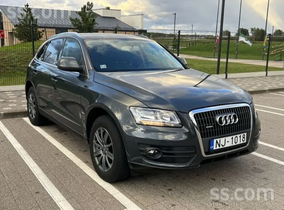 Audi Q5 2010 photo 4