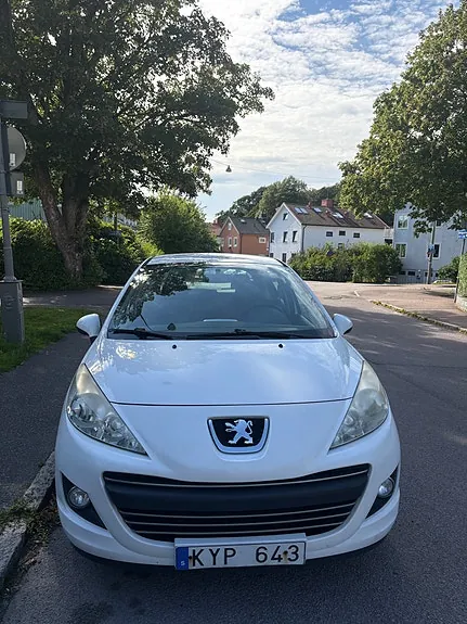 Peugeot 207 2010 photo 3