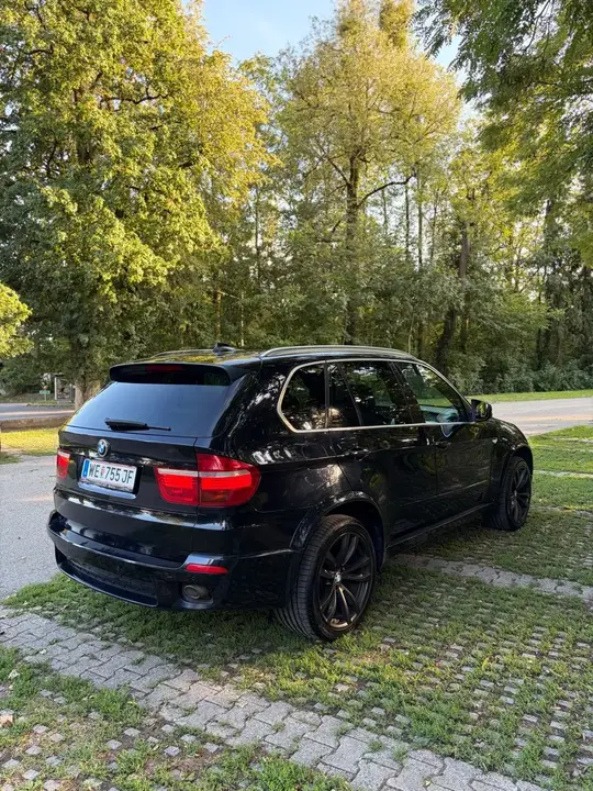 BMW X5 2009 photo 3