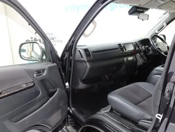 Toyota Hiace 2018 photo 5