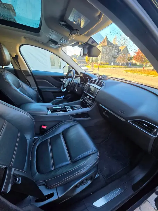 Jaguar F-Pace 2018 photo 4