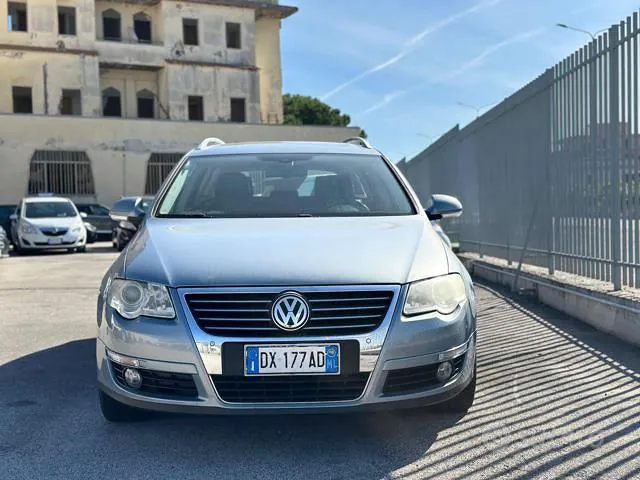 Volkswagen Passat 2009 photo 2