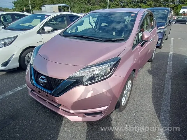 Nissan Note 2019 photo 2