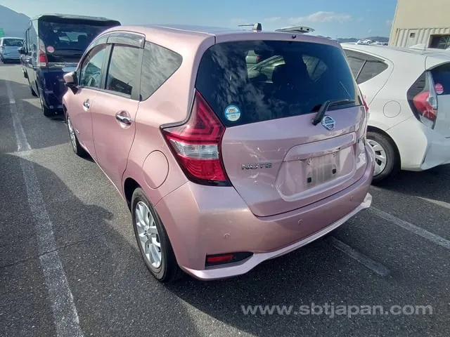 Nissan Note 2019 photo 3