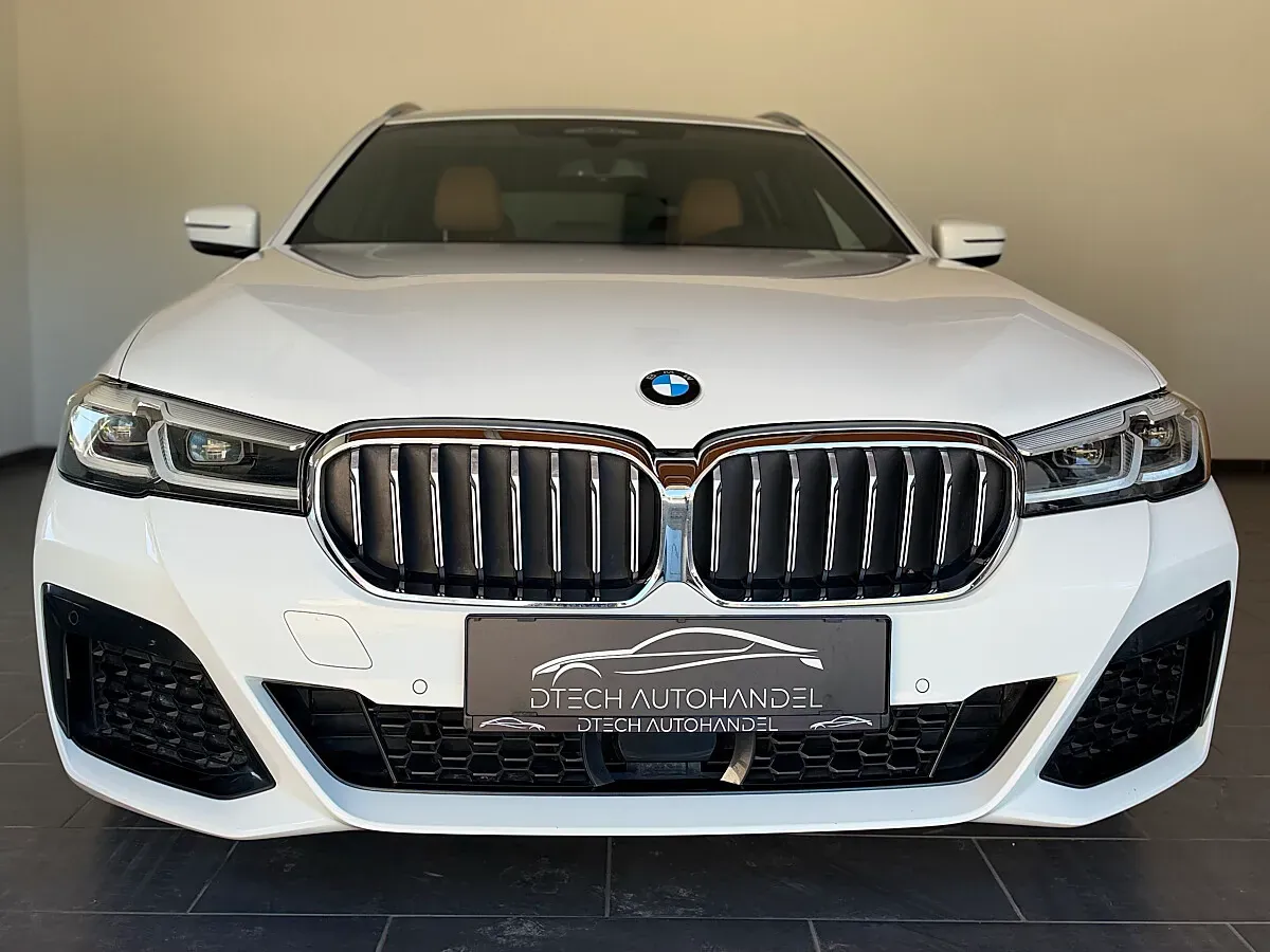 BMW 5 Series 2023 photo 3