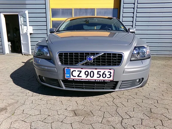Volvo S40