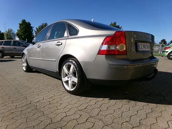 Volvo S40 2004 photo 4
