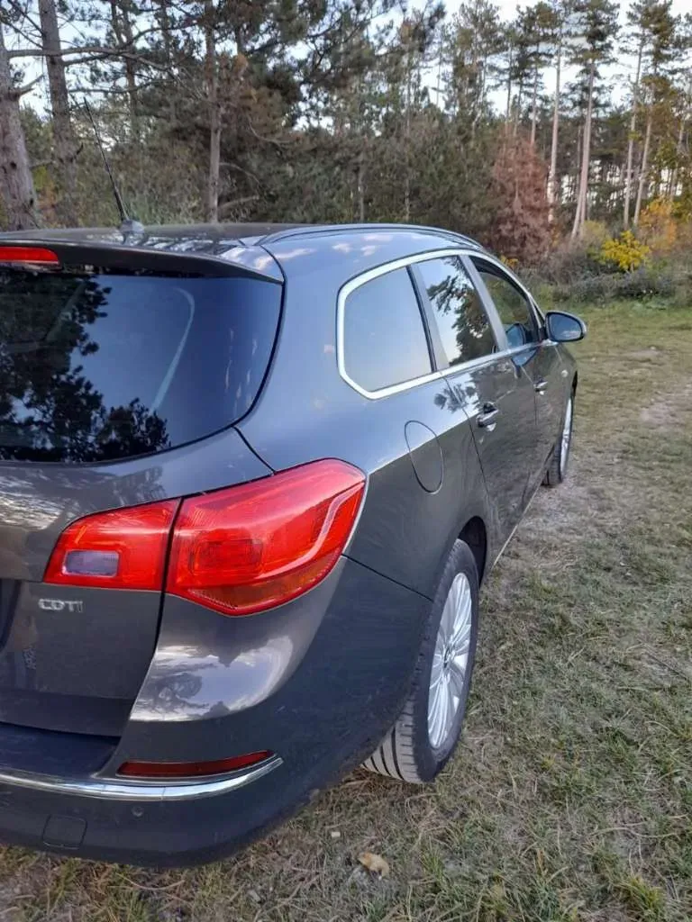 Opel Astra 2015 photo 3