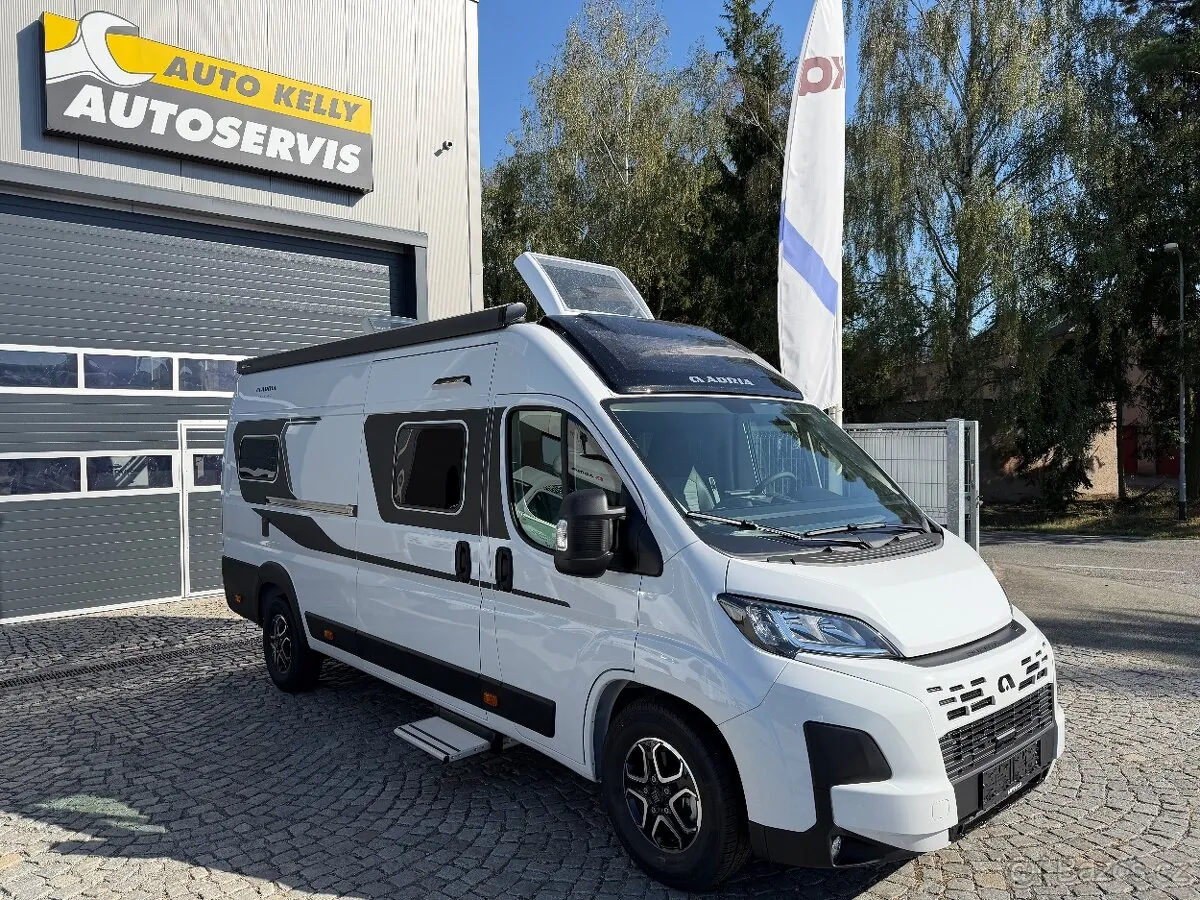 Adria Twin 640 Sgx 2023 photo 2