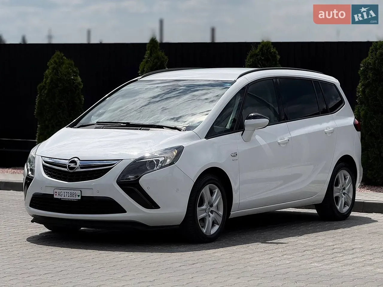 Opel Zafira 2013 photo 4