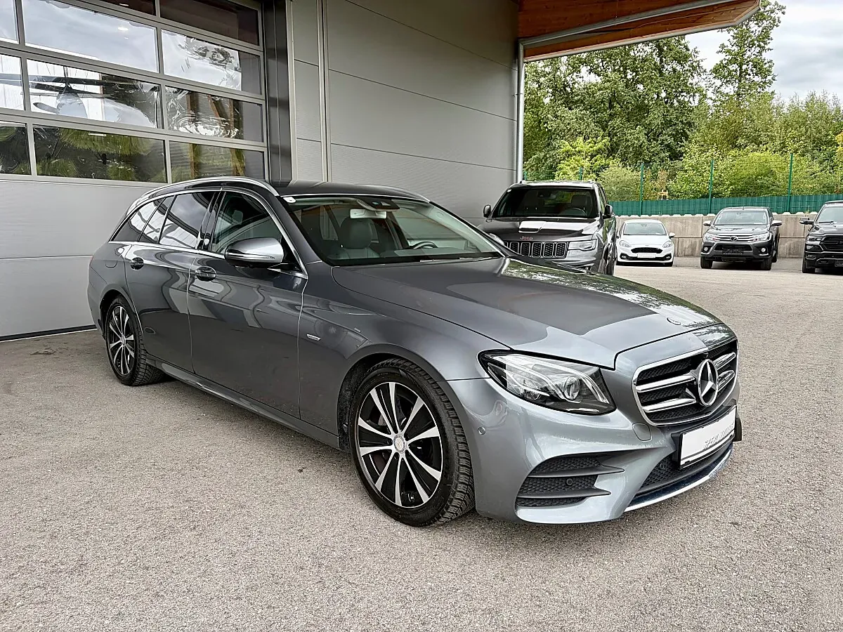 Mercedes-Benz E-Class 2019 photo 3