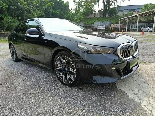BMW I5