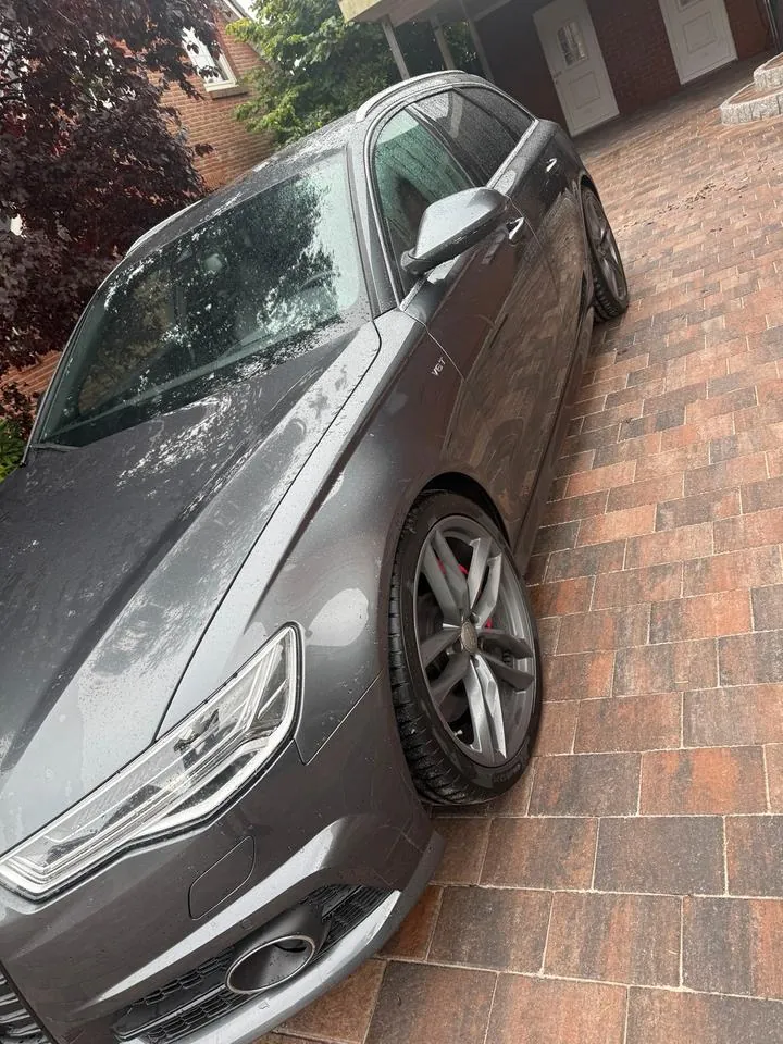 Audi A6 Competition