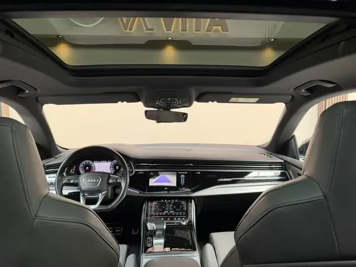 Audi Q8 2020 photo 2
