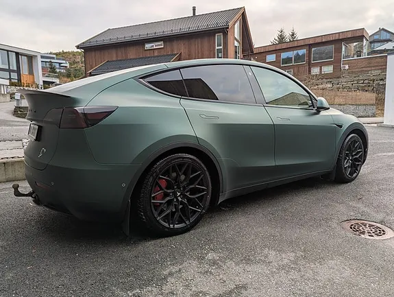 Tesla Model Y 2022 photo 3