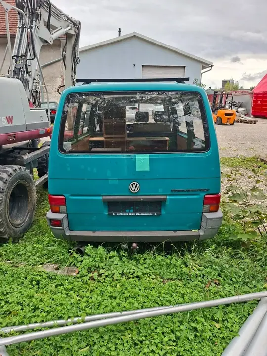 Volkswagen T4 1995 photo 3