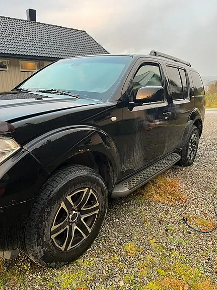 Nissan Pathfinder 2006 photo 3