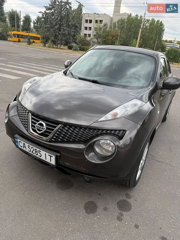 Nissan Juke 2013 photo 2