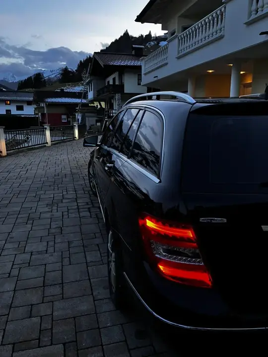 Mercedes-Benz C-Class 2013 photo 3