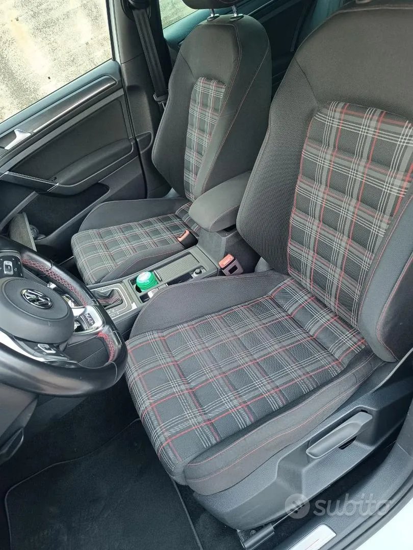Volkswagen Golf Gti 2017 photo 5