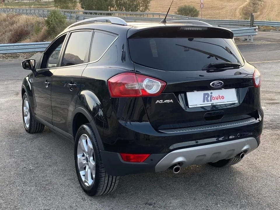 Ford Kuga 2012 photo 4