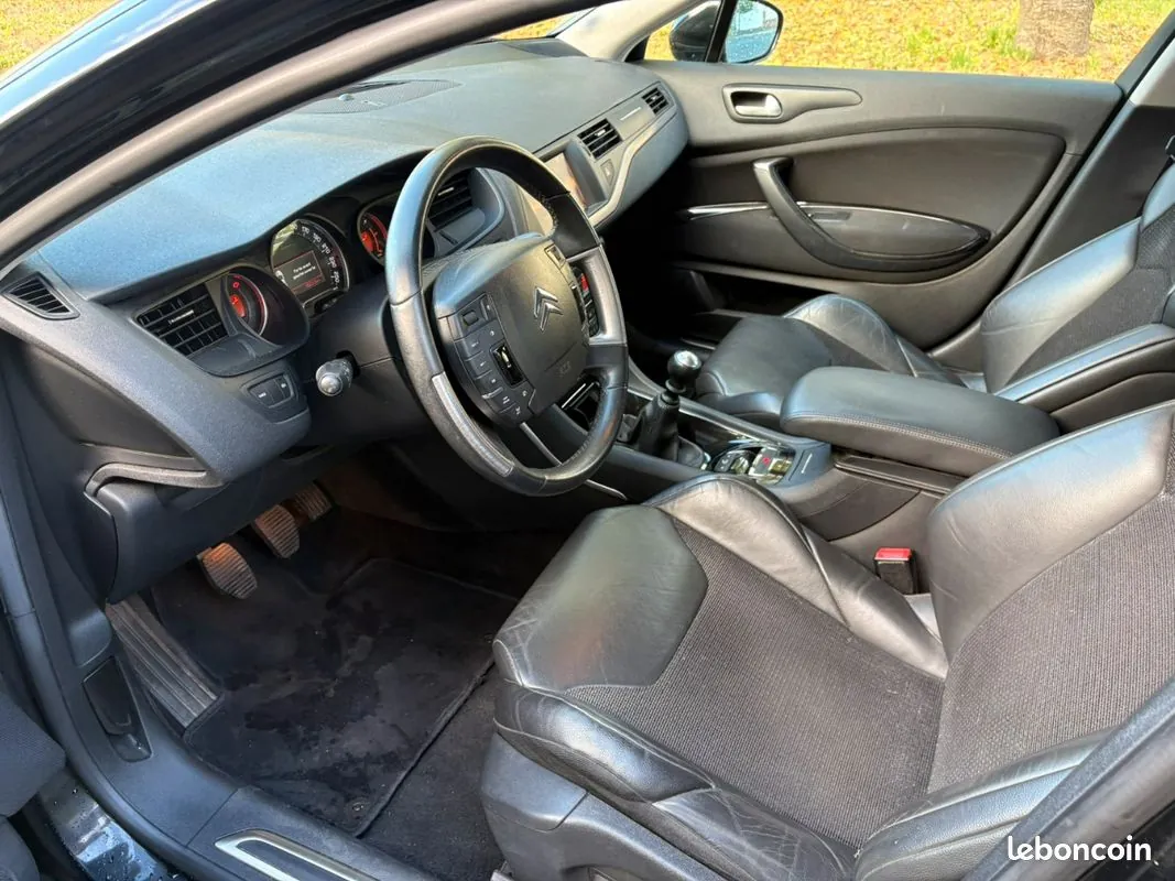 Citroen C5 2011 photo 3