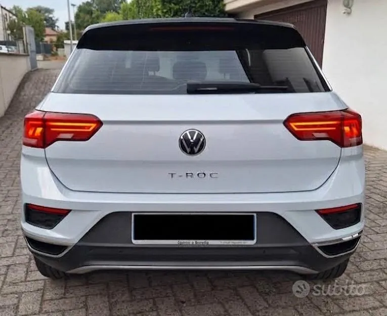 Volkswagen T-Roc 2020 photo 2