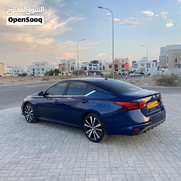 Nissan Altima 2019 photo 4