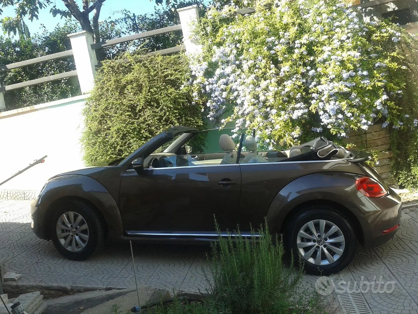 Volkswagen Maggiolino 2015 photo 2