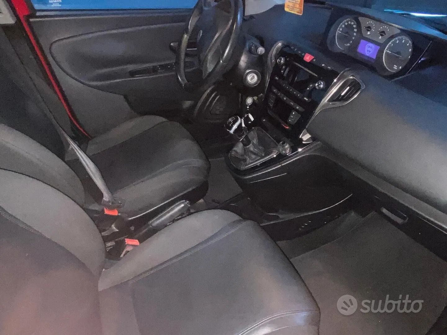 Lancia Ypsilon 2015 photo 5