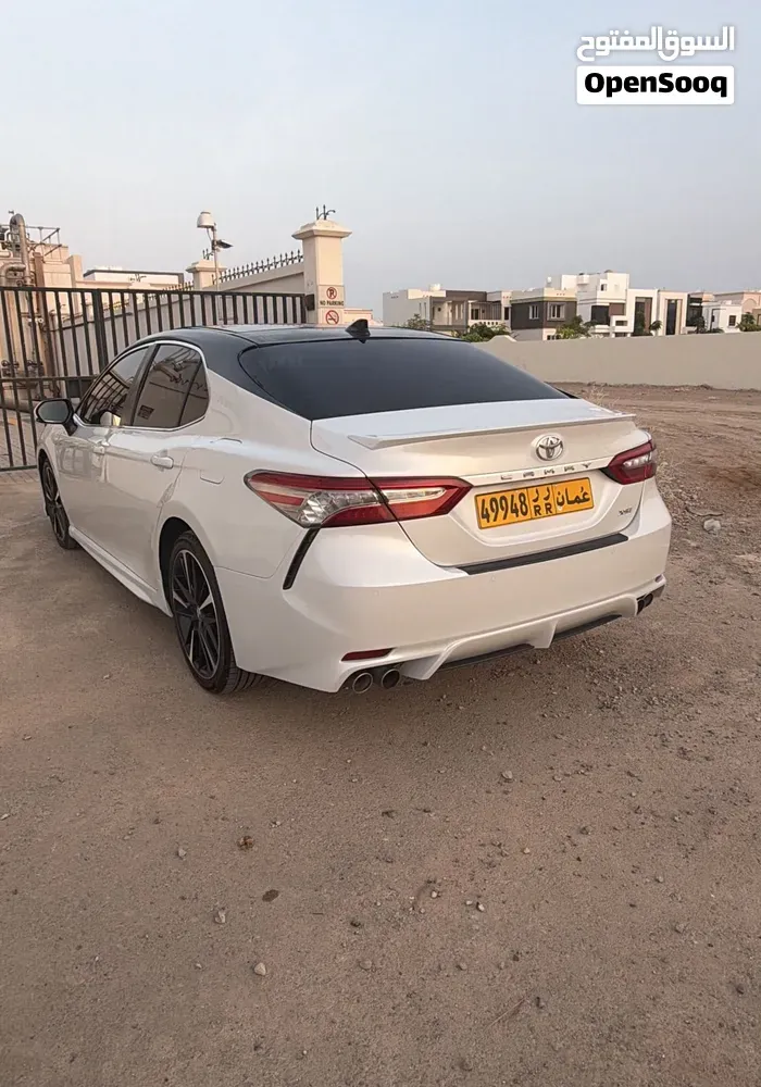 Toyota Camry 2018 photo 2