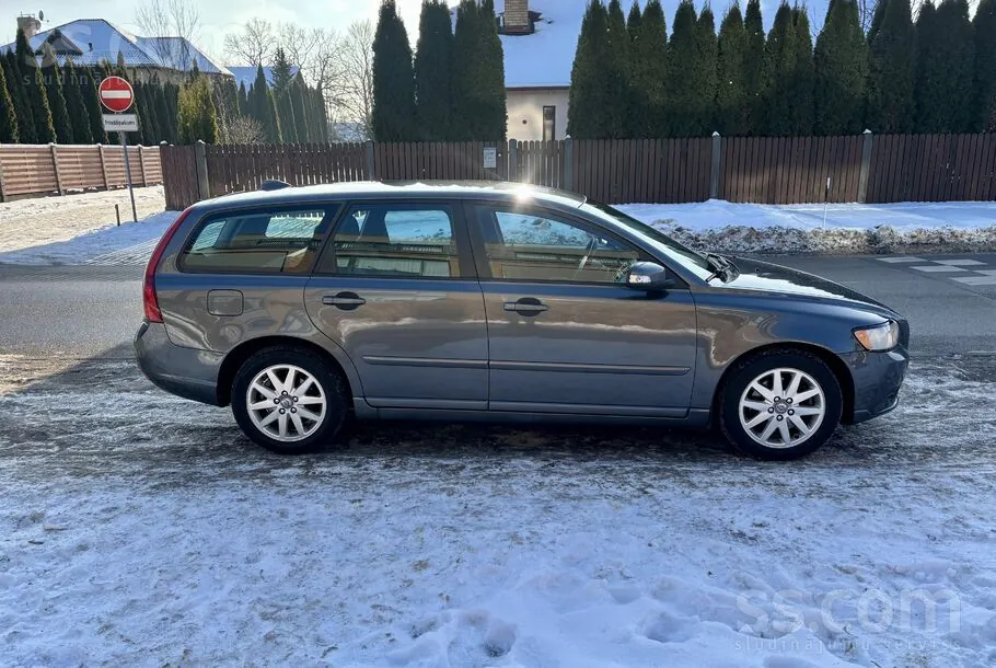 Volvo V50 2008 photo 4