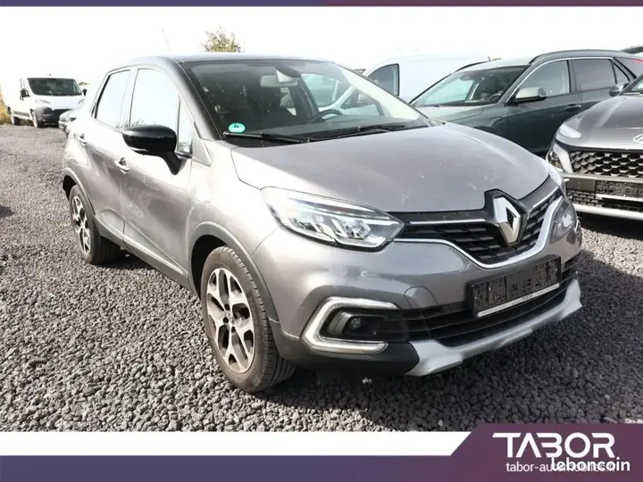 Renault Captur 2019 photo 2