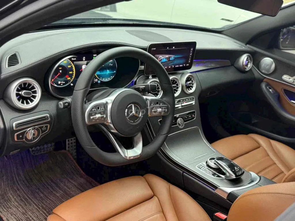 Mercedes-Benz C-Class 2020 photo 4