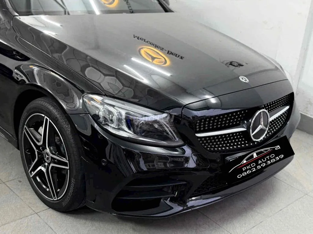 Mercedes-Benz C-Class 2020 photo 3