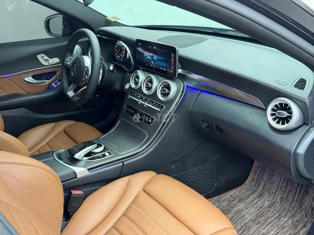 Mercedes-Benz C-Class 2020 photo 5