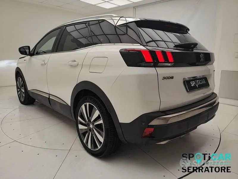 Peugeot 3008 2020 photo 4